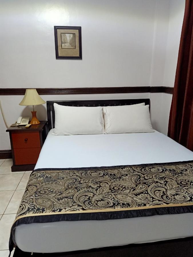 The Gabriella Bed And Breakfast Tagbilaran Exterior foto